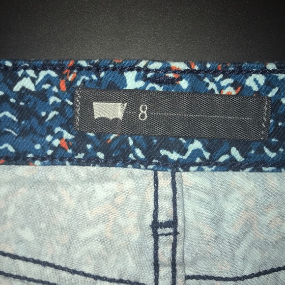 Pattern Jean Shorts - Picture 3 of 3